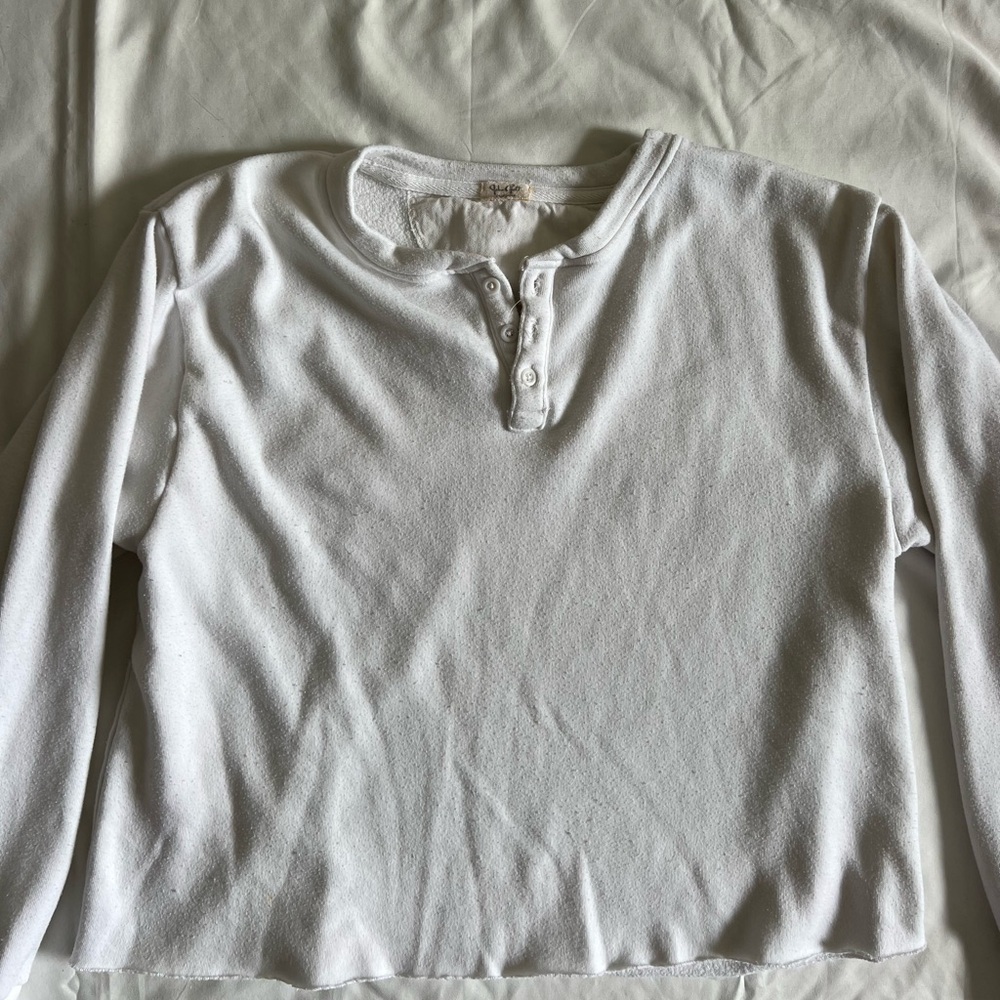 Brandy Melville sweatshirt
